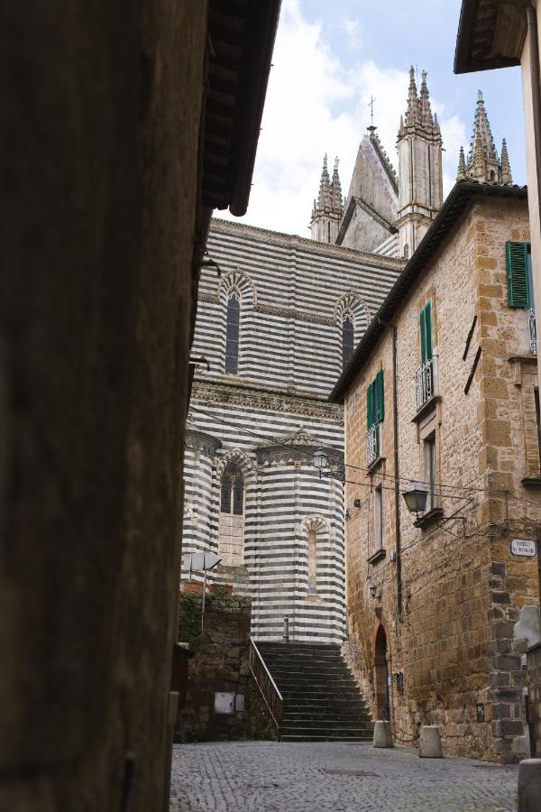 Ad Un Passo Dal Duomo Apartment Orvieto Luaran gambar